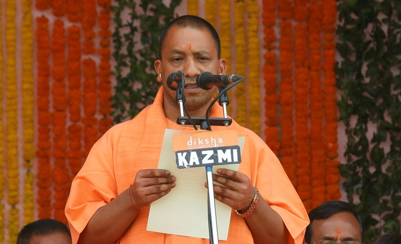True: Yogi Adityanath: If BJP comes to power in Bengal, TMC goons will hang placards from their neck seeking forgiveness for their crimes like in UP.