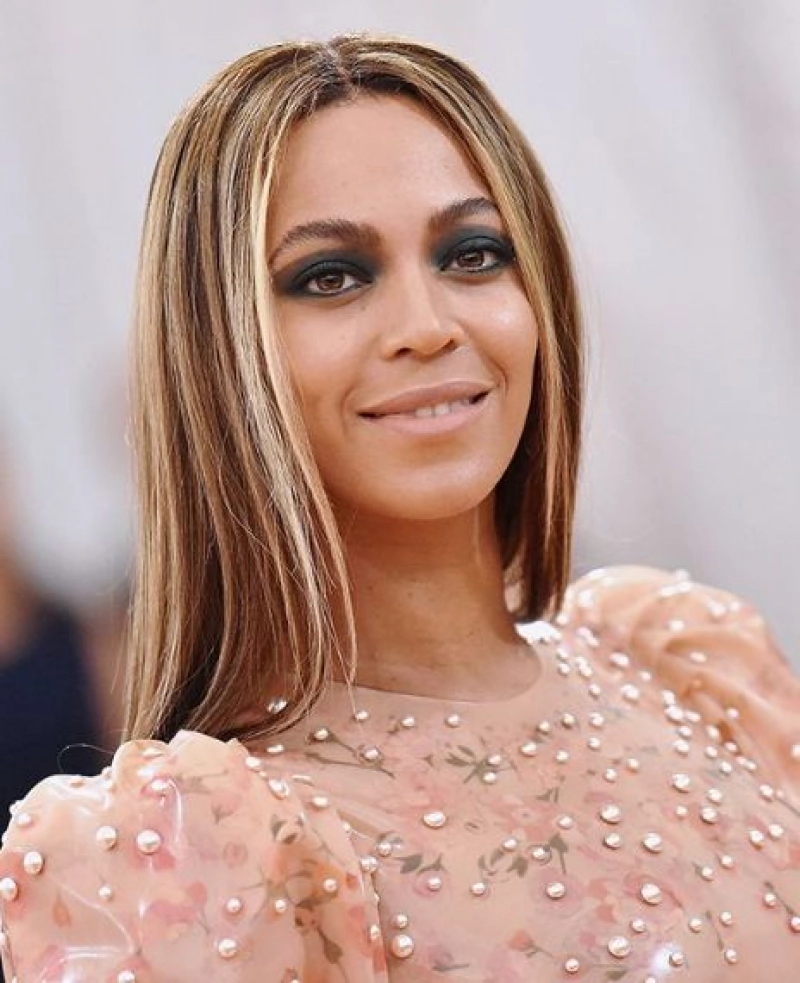 False: Beyonce’s real name is Ann Marie Lastrassi, and she is Italian.