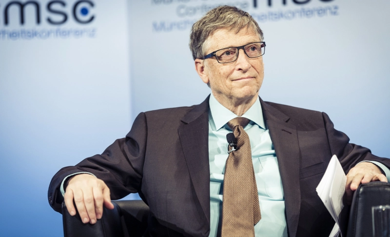 False: Bill Gates and his “pandemic protection team” plan to control the world.