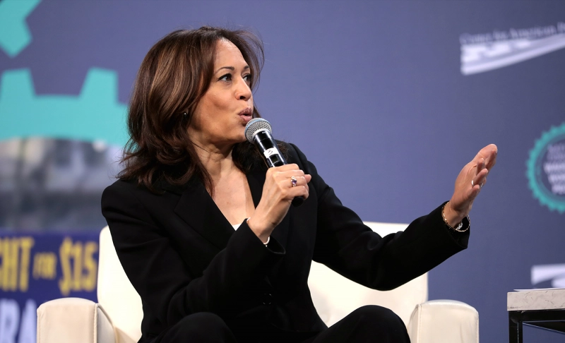 Misleading: U.S. Vice President Kamala Harris has proposed distributing Hurricane Ian relief funds based on race.