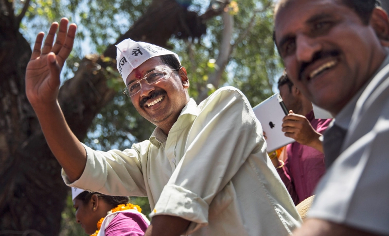 False: New York Times reported that the Aam Aadmi Party set a world record of gathering the highest number of people in a political rally.