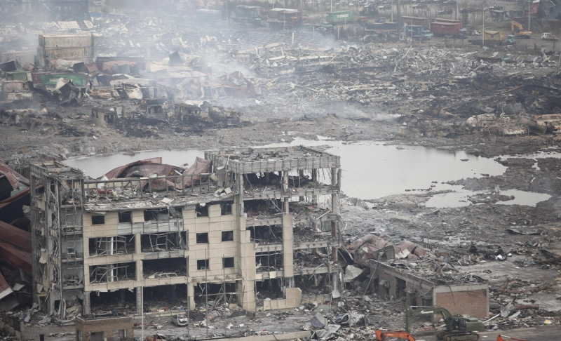 True: A video of Luhansk power plant being bombed in Eastern Ukraine actually shows an explosion in China, 2015.