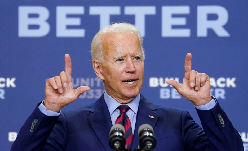 False: Trump left a note for Biden saying: "Joe, you know I won!"