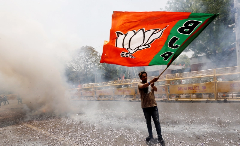 False: There were a lot of empty seats at a BJP 2021 election rally in West Bengal.