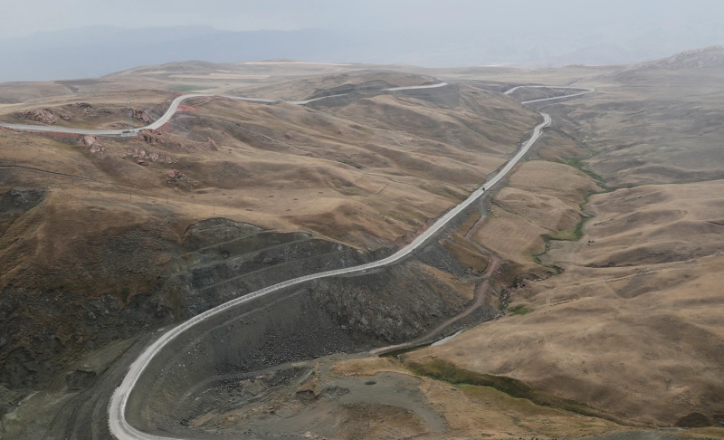 True: Turkey's new wall on Iran border limits migration.