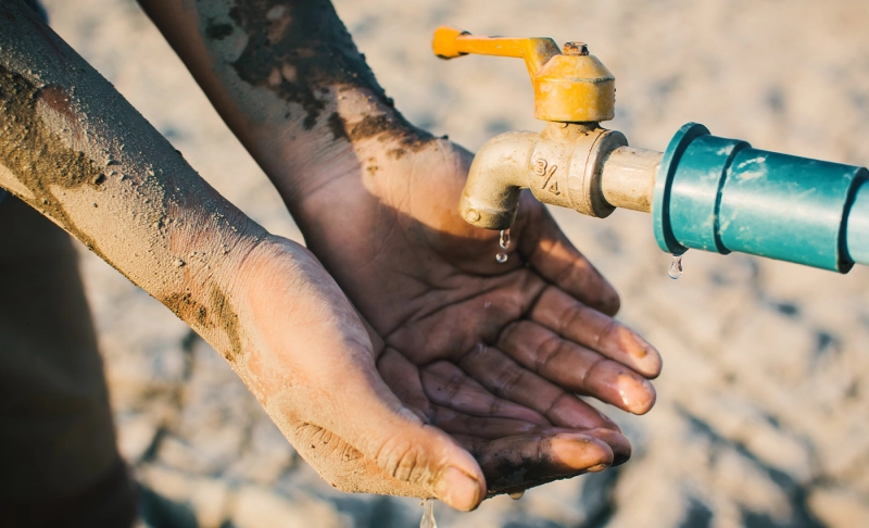 Misleading: Israel has been contaminating water in Gaza, causing the deaths of about a million children.