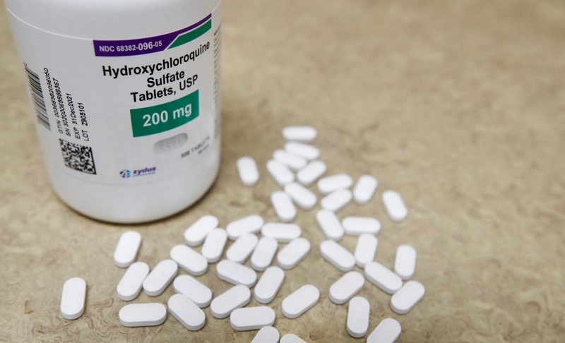 False: The Indian government advised caregivers of quarantined patients to take hydroxychloroquine prophylaxis as a preventative measure.