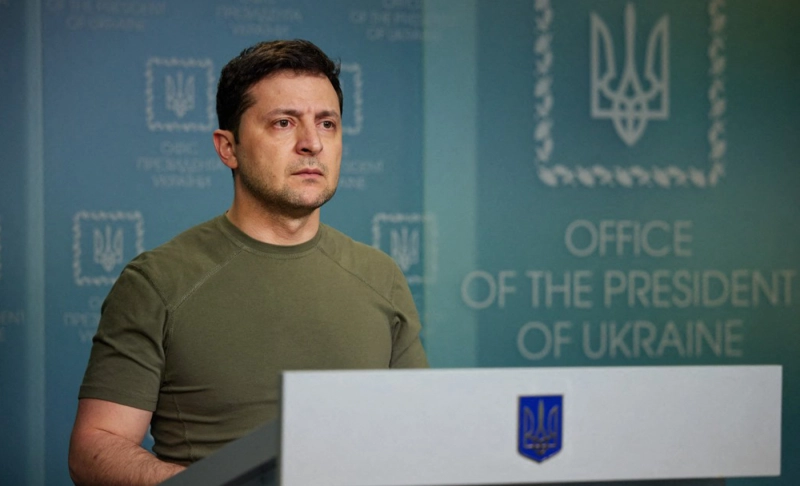 False: Ukrainian President Volodymyr Zelenskyy has fled to Poland during the Russian invasion.